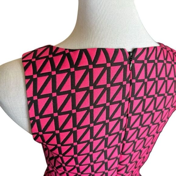 Womens Kaari Blue Hot Pink & Black Triangle Print Fit & Flare Sleeveless Dress 4 - Picture 3 of 3